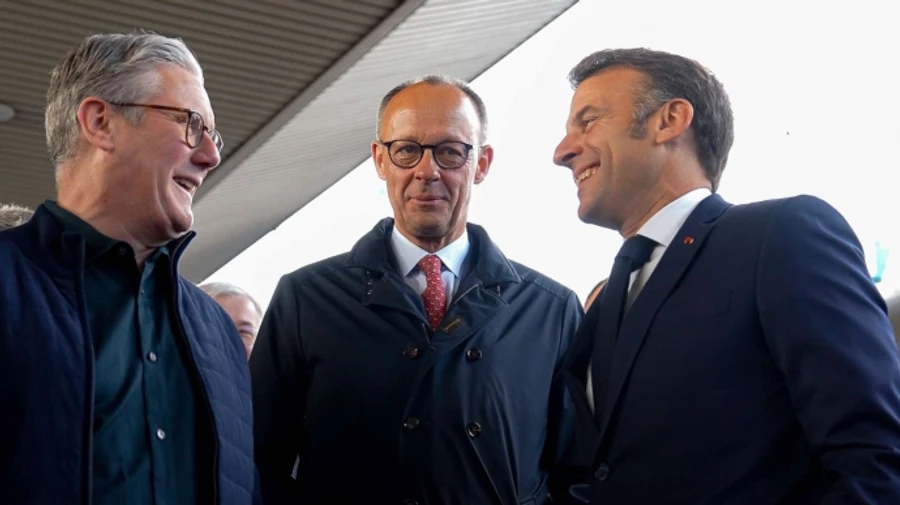 Macron, Starmer and German Chancellor Merz arrive in Kyiv