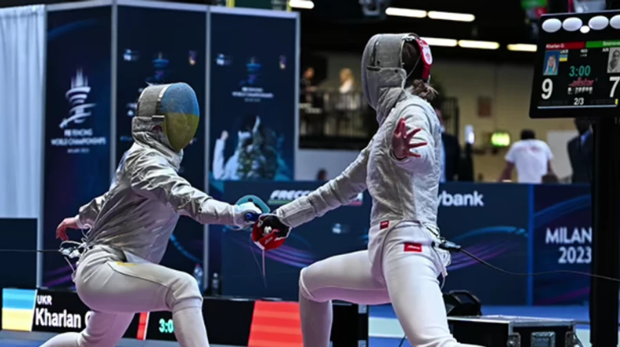 IOC urges international federations to be sensitive to Ukrainian–Russian competitions after Ukrainian fencer's disqualification