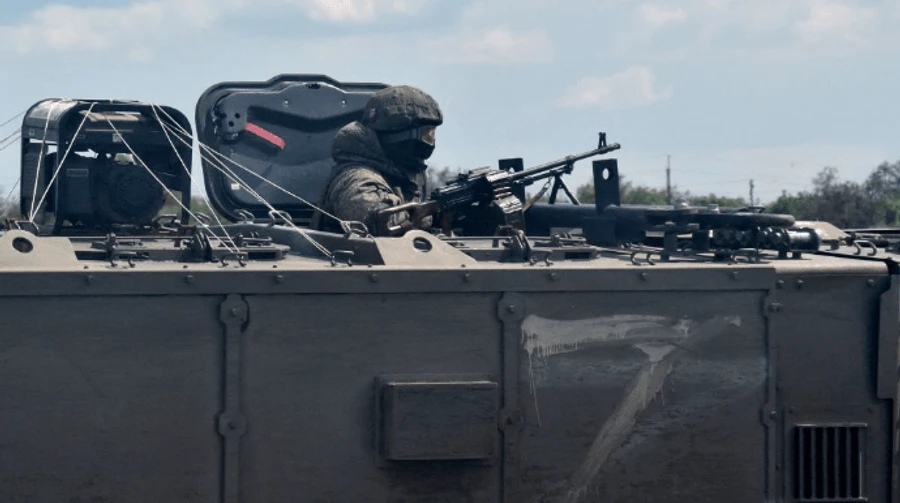 Ukrainian Armed Forces destroy 2 Russian ammunition points in Kherson Oblast