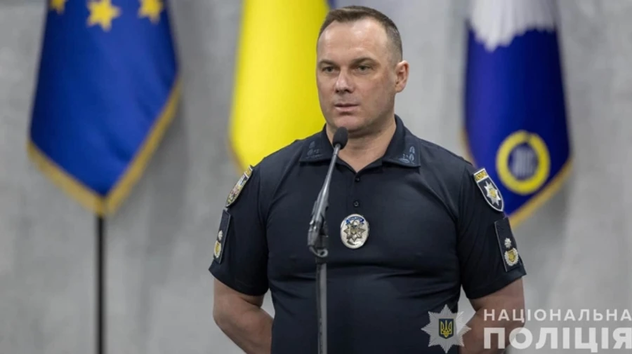 Глава Нацполіції задекларував півтора мільйона зарплати за рік