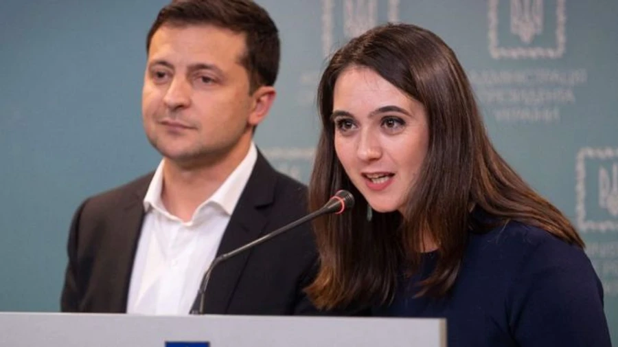 Канал Дом заявив, що Мендель не ведуча, а в шоу будуть різні спікери