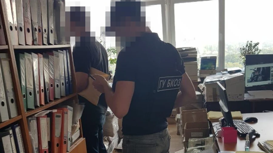 Екскерівників Укртрансбезпеки спіймали на розтраті понад 100 мільйонів – СБУ 