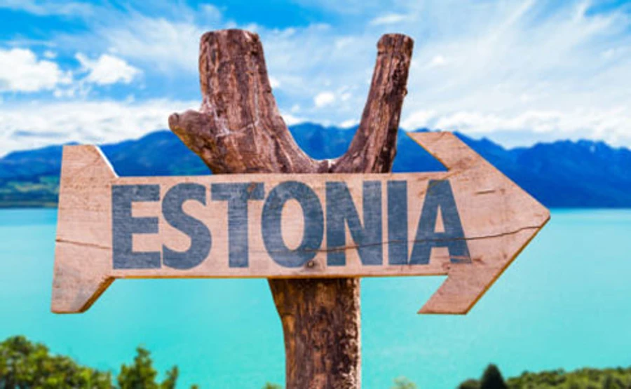 Естонський міністр пропонує скасувати безвіз для України