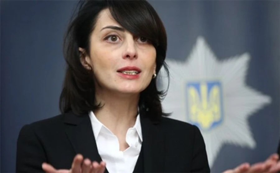 Деканоидзе распространит опыт полиции 2 мая в Одессе на другие города