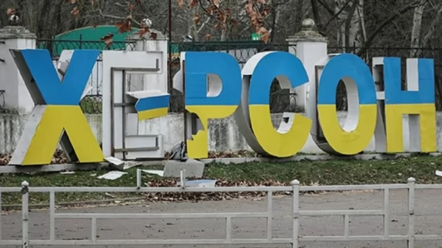 Three people injured in Russian artillery strike on Kherson