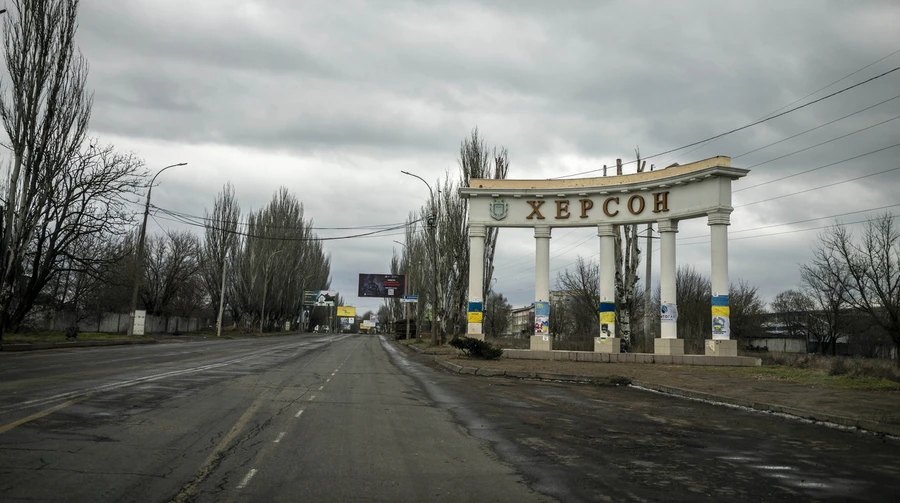 Росіяни знову атакували Херсон: четверо постраждалих