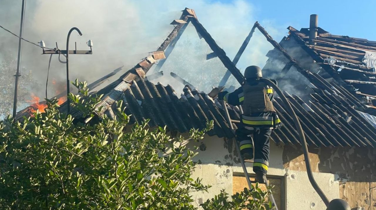 Two injured in Russian attacks on Dnipropetrovsk Oblast; houses ablaze