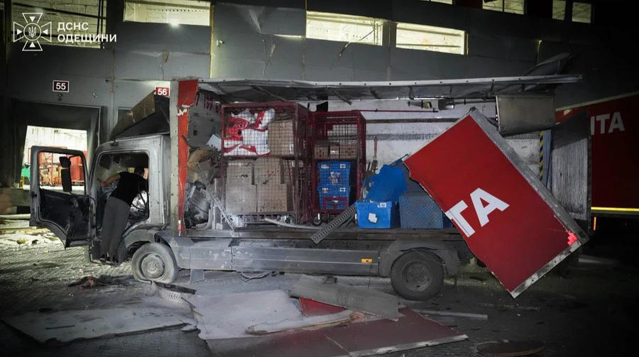 Россияне атаковали Новую почту в Одесской области, есть пострадавшие