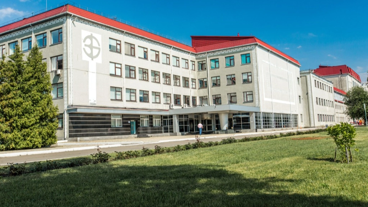 Ukrainska Pravda Source: Russian Strike Hits Borshchahivka Plant in Kyiv