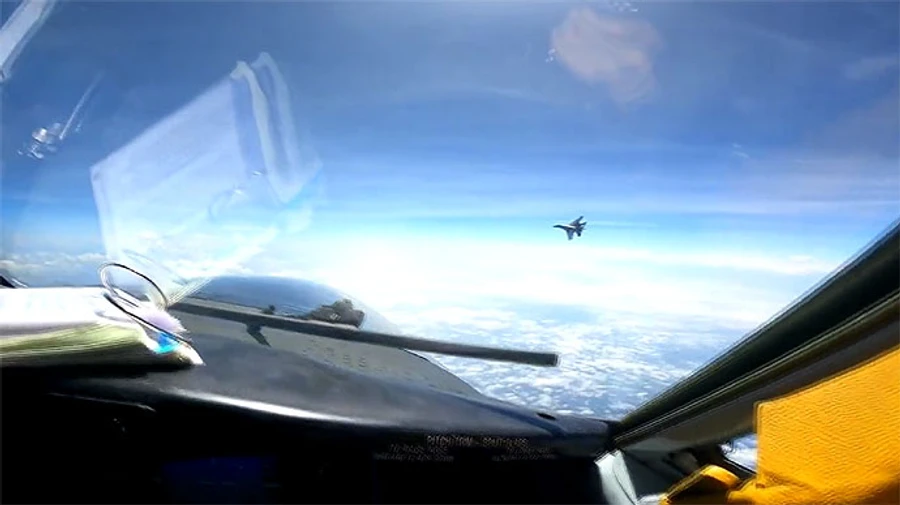 США і Китай посперечалися через повітряний інцидент над Південнокитайським морем