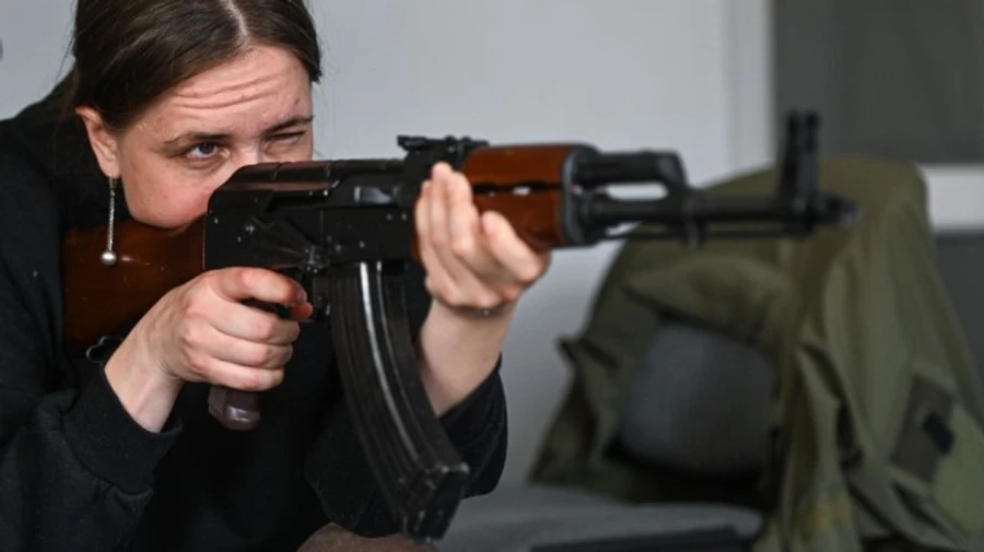 Министр обороны - за упрощенный оборот оружия в Украине и либерализацию