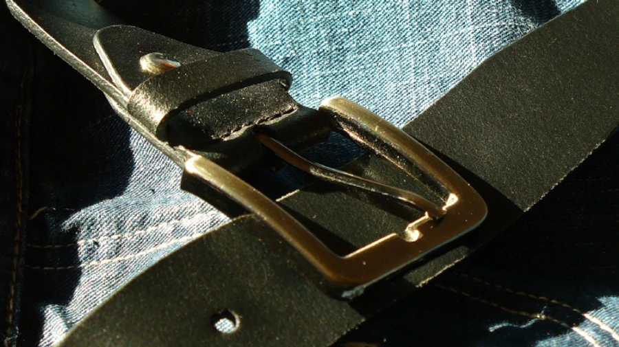 Киянка задушила паском власну дворічну доньку