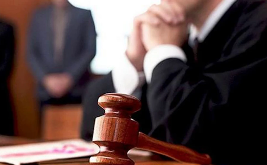 Ты еще кровью не харкал: На Львовщине избили судью и сломали ему ногу