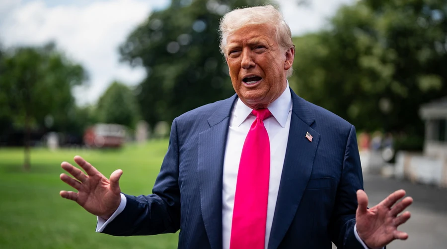 Трамп вирішив не бити по енергетиці Ірану ще 10 днів