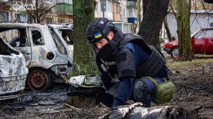 Пиротехники уничтожили боевую часть ракеты Х-101, которая летела на Киев