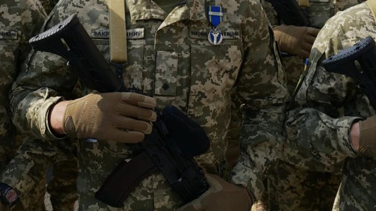 Обмеження, штрафи і в’язниця: які санкції пропонує Кабмін для порушників мобілізації