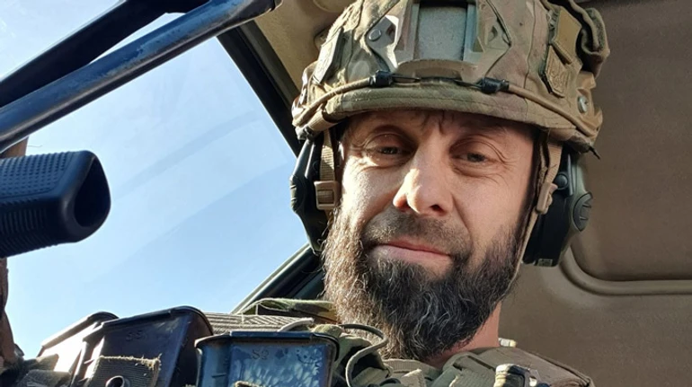 Боевой разведчик Паук: Беру с собой воду, мед, АКС-47, 20 рожков и четыре гранаты