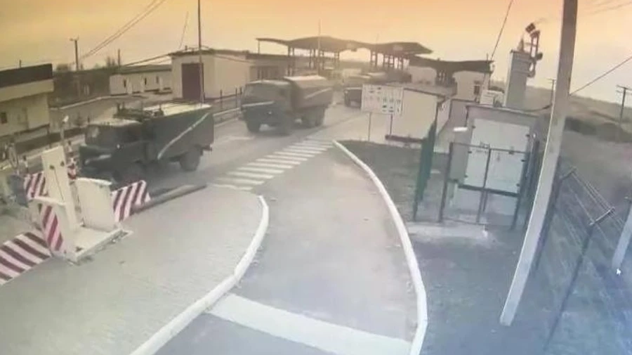 Наступу РФ через кордон передує артилерійський обстріл, далі рухається техніка - ДПСУ