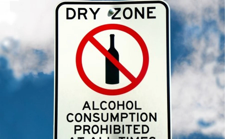 Грузия из-за коронавируса ограничила продажу алкоголя