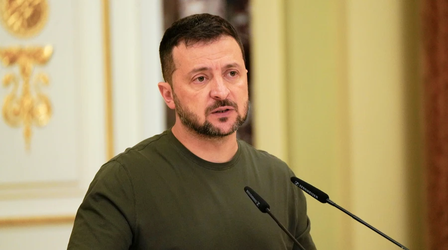 Zelenskyy reveals who will lead peace talks after his top aide Yermak's dismissal