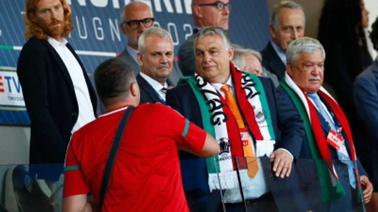 Грай і володарюй: як Віктор Орбан побудував футбольну імперію в центральній Європі