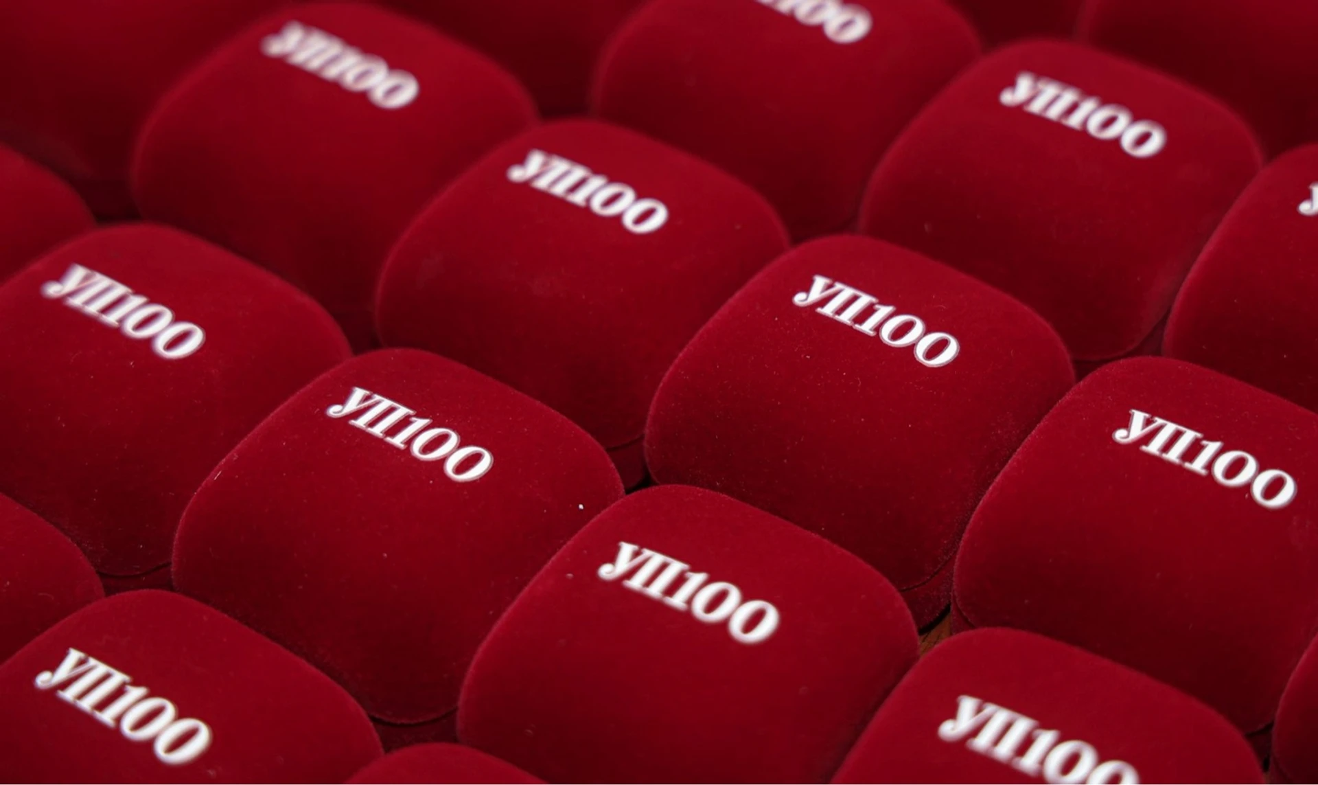 Zaluzhnyi, Zhadan and a star-studded lineup: how did the UP100 Beyond the Impossible awards ceremony go