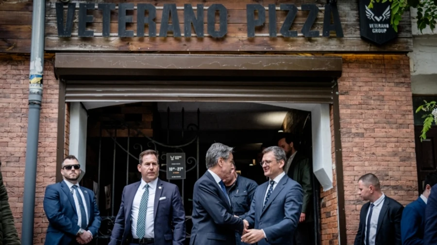 Блінкен із Кулебою пообідали у Ветерано Піца