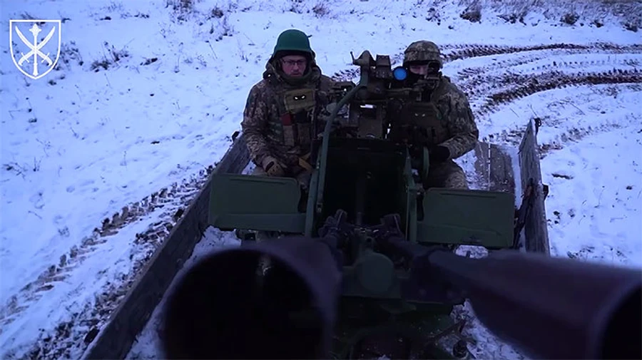 Повітряні сили уночі знищили 18 з 25 Шахедів і одну з двох російських ракет 