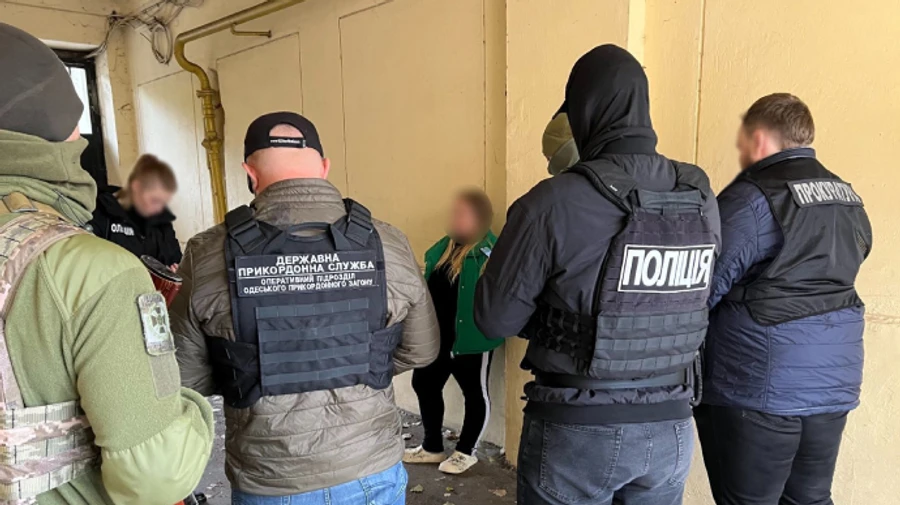 Шлюб з інвалідністю: в Одесі викрили незаконну схему виїзду чоловіків за кордон