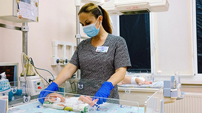 Закрывали собой детей. Как под обстрелами работала детская больница в Харькове