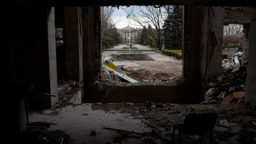 Россияне ударили ракетой в объект инфраструктуры в Николаеве