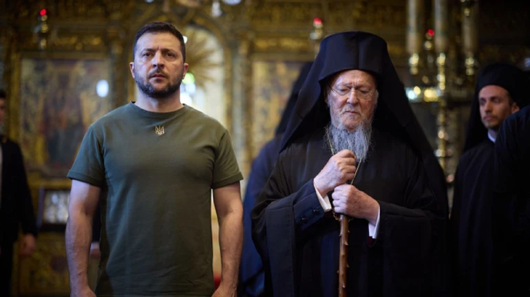 Zelenskyy attends Ecumenical Patriarch's prayer service for killed Ukrainians