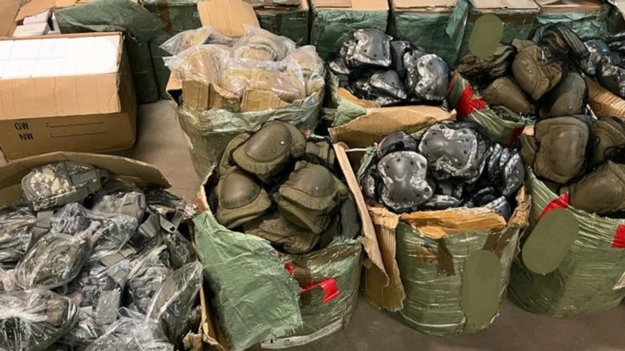 Армії передали амуніцію, яку ввезли як гуманітарку і хотіли продати – БЕБ