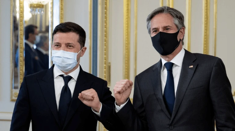 Главные новости четверга и ночи: связанная со слугами сеть ботов, Блинкен и Зеленский