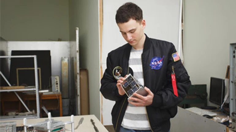 Космос в кубе. Как студенты КПИ конструируют и запускают наноспутники