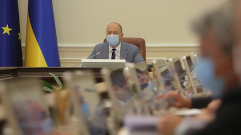 Подкаст Ок, і шо?: Продовження карантину, заборона в’їзду для іноземців та підвищення мінімальної зарплатні