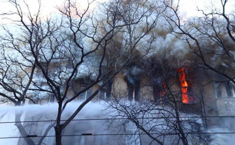 Полиция рассматривает версию поджога в одесском колледже