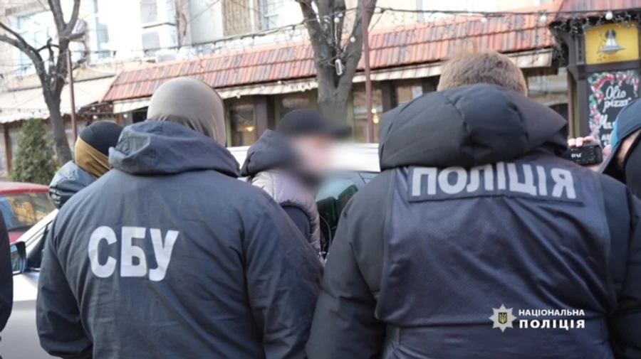 В Одессе раскрыли взяточников, которые обещали влияние на ВВК и переведение военнослужащих в тыл