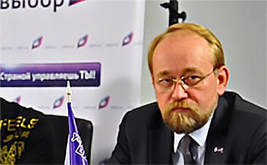 Луценко підозрює Український вибір у намірі здійснити переворот в Україні