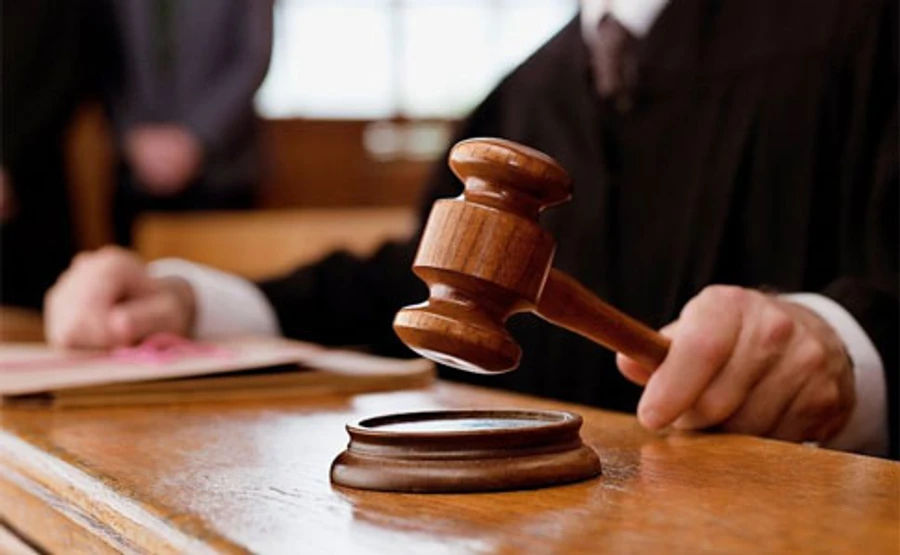 Зміни до Конституції набули чинності