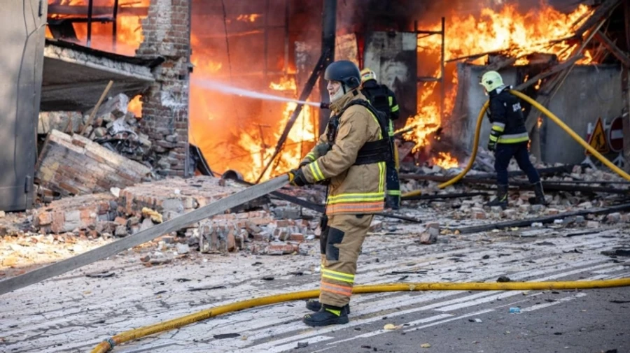 Russia launches large-scale drone attack on Sumy, fires cause damage across city – photo