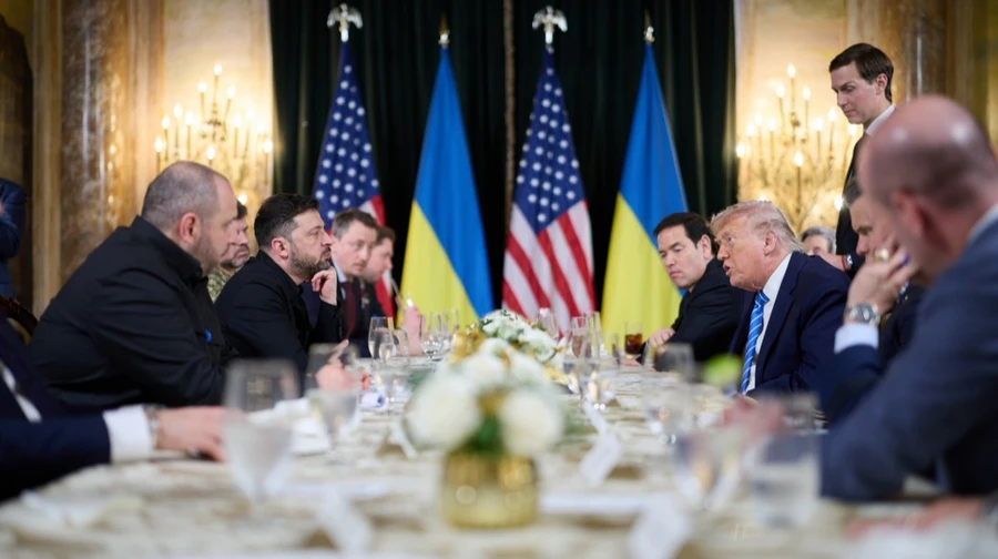 В ОП відзвітували про діяльність Зеленського за рік: майже 60 візитів за кордон, прийом сотні делегацій