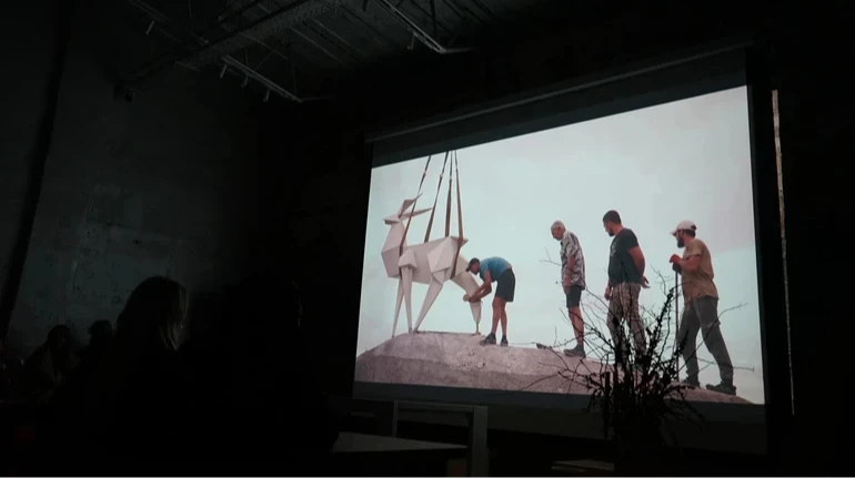 Скульптуру Оленя з Покровська покажуть у шести містах Європи перед Венеційською бієнале