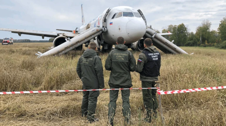 На крилах канібалізму: як санкції перетворюють російську авіацію на металобрухт