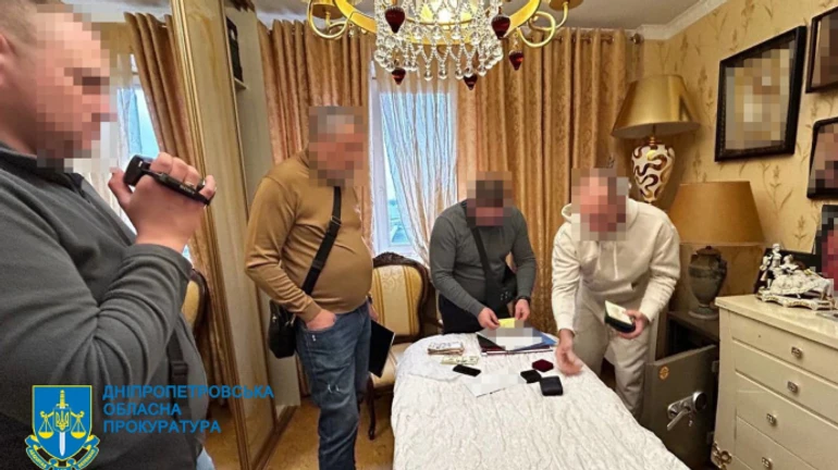 На Дніпропетровщині затримали двох смотрящих: причетні до захоплення землі острова