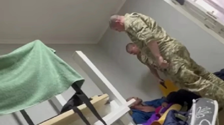 Побиття чоловіка у військкоматі Самбора: його затримали на кордоні перед цим