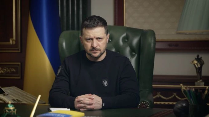 Зеленський про нові атаки РФ: Це можна зупинити тільки адекватною зброєю