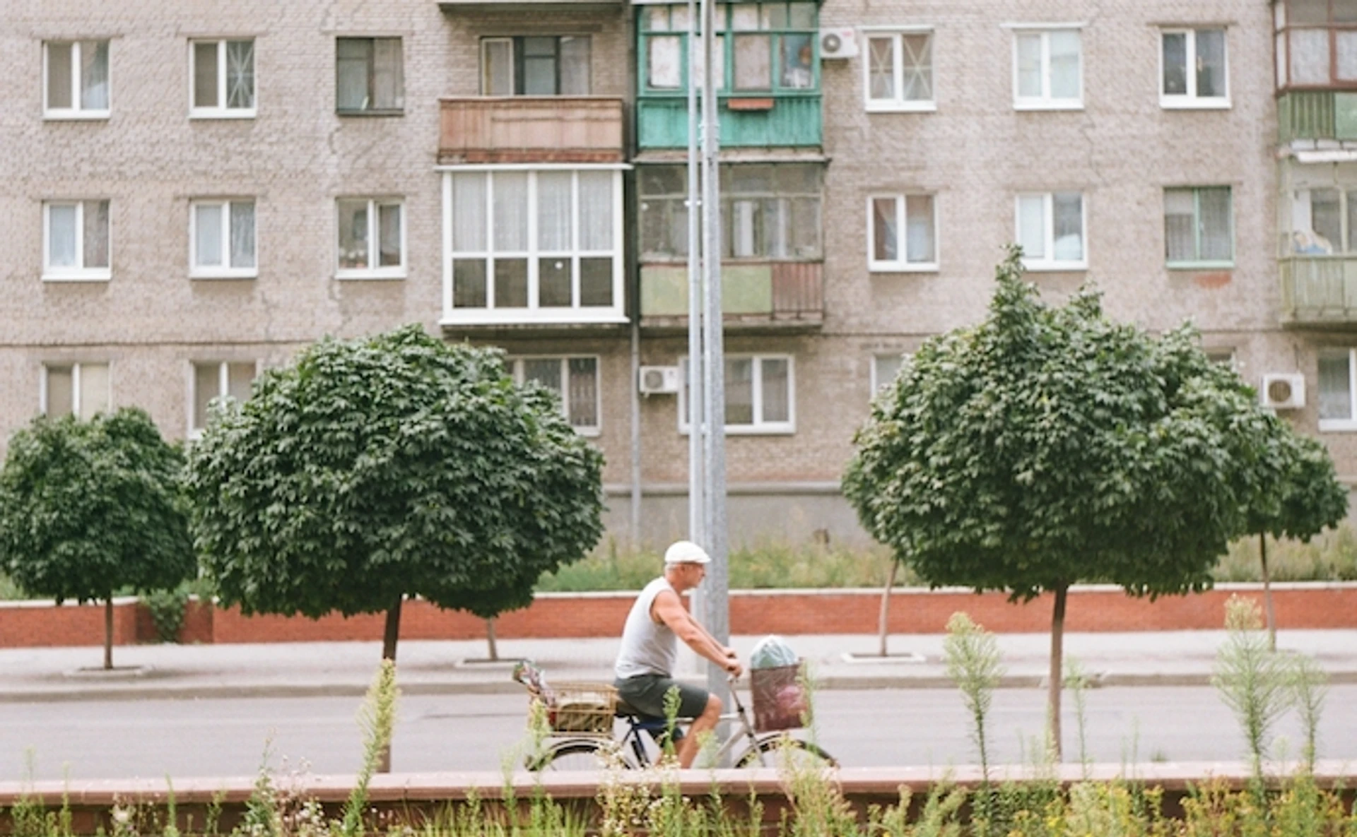 Місто жило, а тепер знову нічого не має. Як змінився Слов’янськ після 24 лютого? Подкаст-репортаж