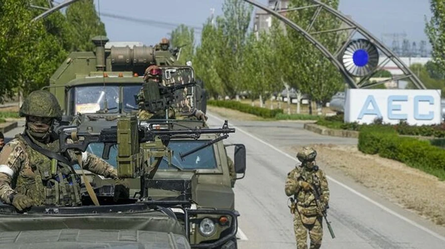 Окупанти відновили обстріли Енергодара, місто знову знеструмлене – мер