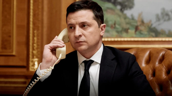 Зеленський провів розмову з Макроном — обговорювали нормандський формат